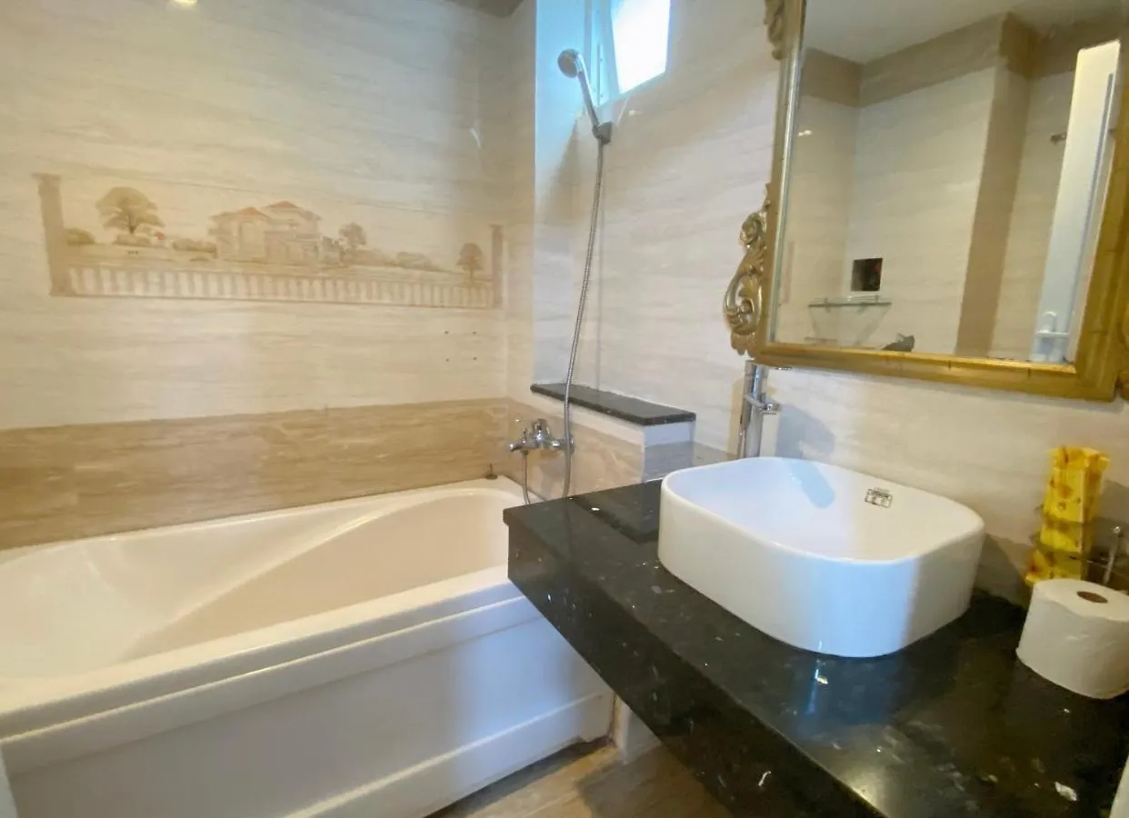 Crowne Bui Vien Hotel ホーチミン市