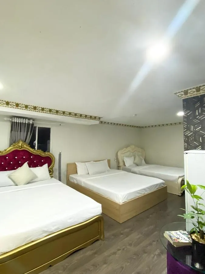 Crowne Bui Vien Hotel ホーチミン市